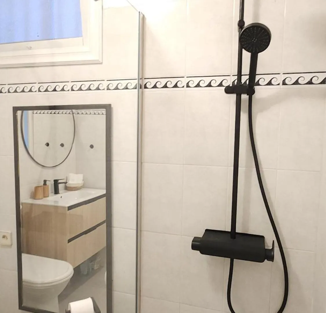 Tms Veramar2,Budget, Seafront, Pool And Parking Arona  Spain
